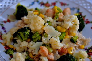 Chicken, cauliflower, broccoli, rice